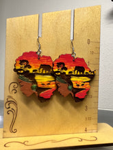 Load image into Gallery viewer, Earrings